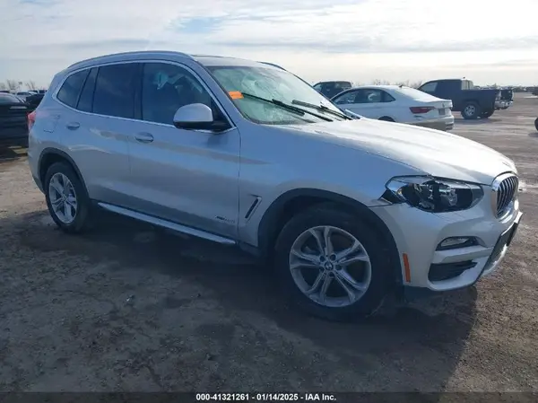 5UXTR9C5XJLD60392 2018 BMW X3 - Image 1
