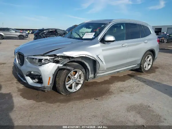 5UXTR9C5XJLD60392 2018 BMW X3 - Image 2