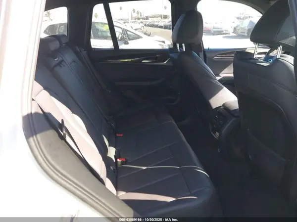 5UXTR9C5XJLD65723 2018 BMW X3 - Image 8