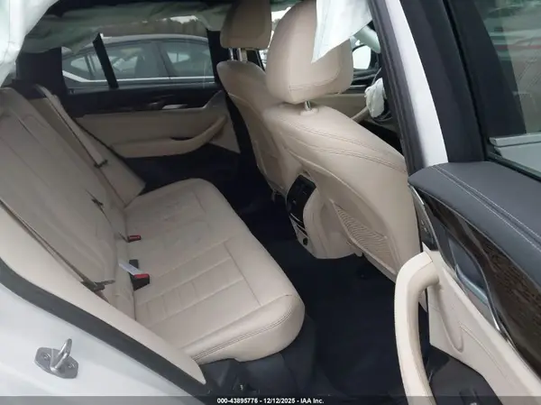 5UXTR9C5XJLD74406 2018 BMW X3 - Image 8