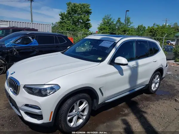 5UXTR9C5XKLD90591 2019 BMW X3 - Image 2