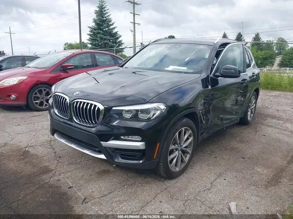5UXTR9C5XKLD92129 2019 BMW X3 - Image 2