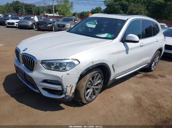 5UXTR9C5XKLD98724 2019 BMW X3 - Image 2