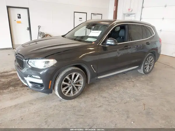 5UXTR9C5XKLE15148 2019 BMW X3 - Image 2