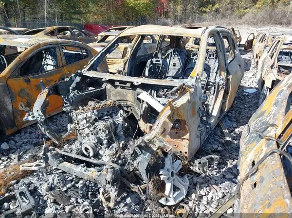 5UXTR9C5XKLE16347 2019 BMW X3 - Image 2