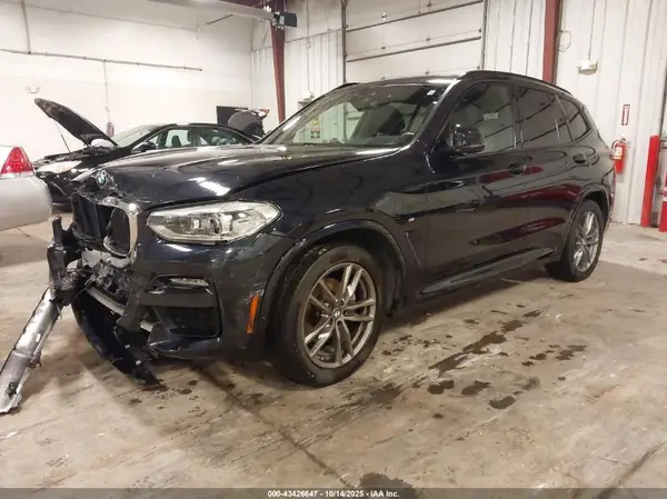 5UXTR9C5XKLE18325 2019 BMW X3 - Image 2