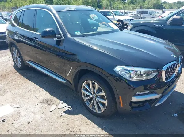 5UXTR9C5XKLE18518 2019 BMW X3 - Image 1