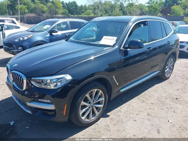 5UXTR9C5XKLE18518 2019 BMW X3 - Image 2