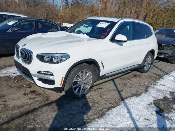 5UXTR9C5XKLE21645 2019 BMW X3 - Image 2