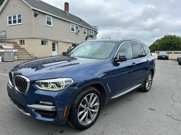 5UXTR9C5XKLP76635 2019 BMW X3 - Image 1
