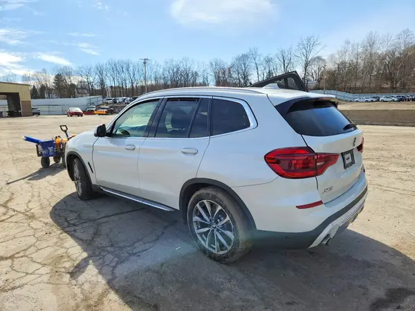 5UXTR9C5XKLP76733 2019 BMW X3 - Image 2