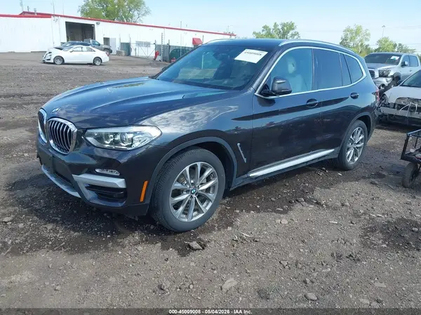 5UXTR9C5XKLP87800 2019 BMW X3 - Image 2