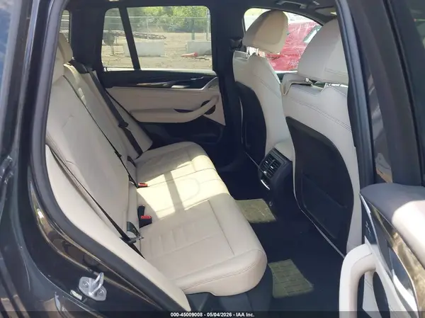 5UXTR9C5XKLP87800 2019 BMW X3 - Image 8