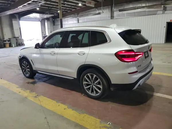 5UXTR9C5XKLP90227 2019 BMW X3 - Image 2