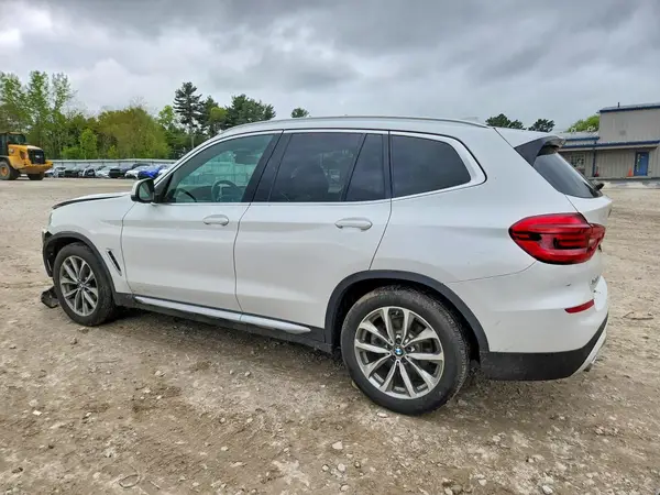 5UXTR9C5XKLP91250 2019 BMW X3 - Image 2