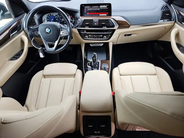 5UXTR9C5XKLP91250 2019 BMW X3 - Image 8