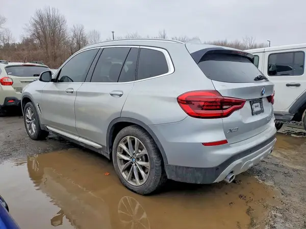 5UXTR9C5XKLP92379 2019 BMW X3 - Image 2