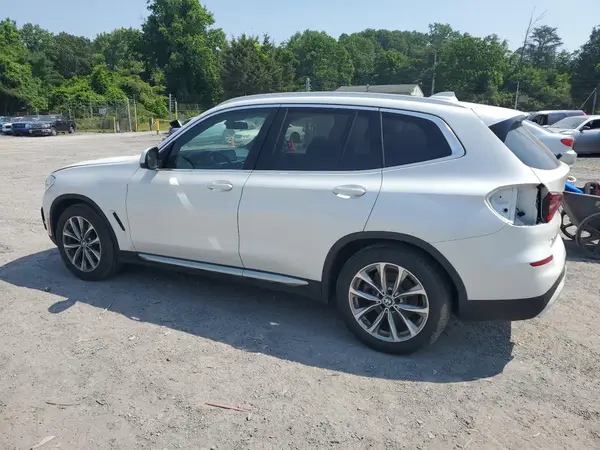 5UXTR9C5XKLR03397 2019 BMW X3 - Image 2