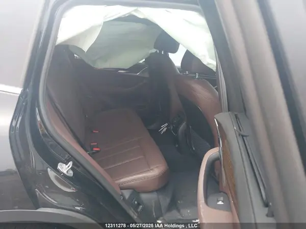 5UXTR9C5XKLR05554 2019 BMW X3 - Image 8