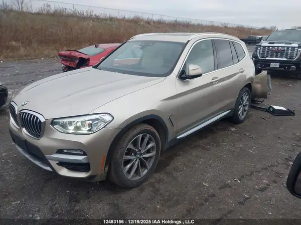 5UXTR9C5XKLR05814 2019 BMW X3 - Image 2