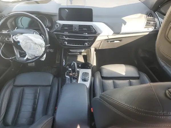 5UXTR9C5XKLR06249 2019 BMW X3 - Image 8