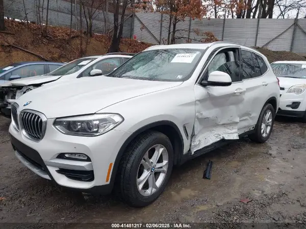 5UXTR9C5XKLR07076 2019 BMW X3 - Image 2