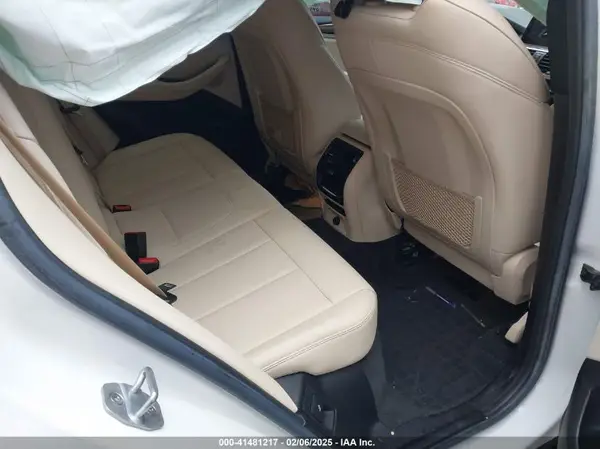5UXTR9C5XKLR07076 2019 BMW X3 - Image 8