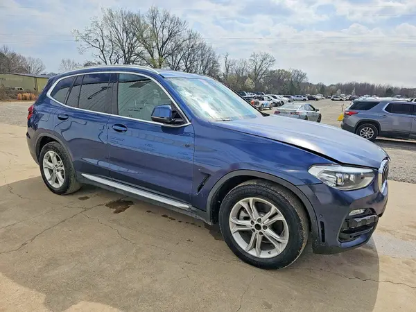 5UXTR9C5XKLR09362 2019 BMW X3 - Image 2