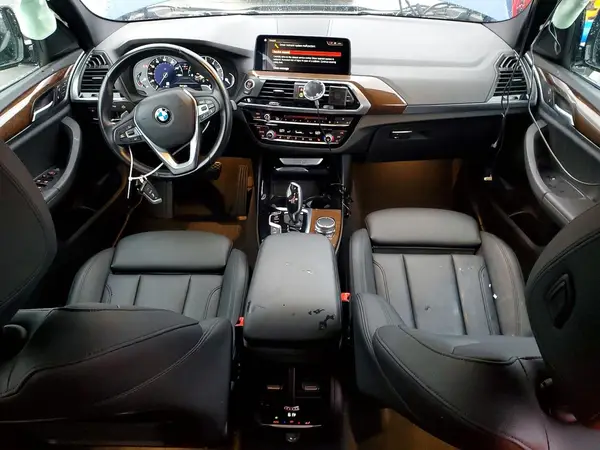 5UXTR9C5XKLR09975 2019 BMW X3 - Image 8