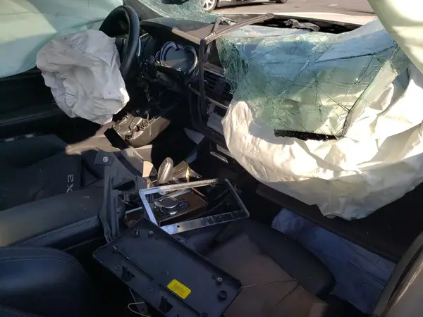 5UXTRC55JLD62549 2018 BMW X3 - Image 8