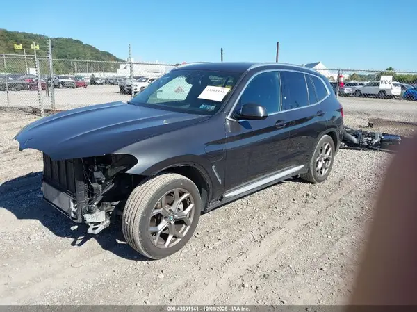 5UXTS1C00M9F21618 2021 BMW X3 - Image 2