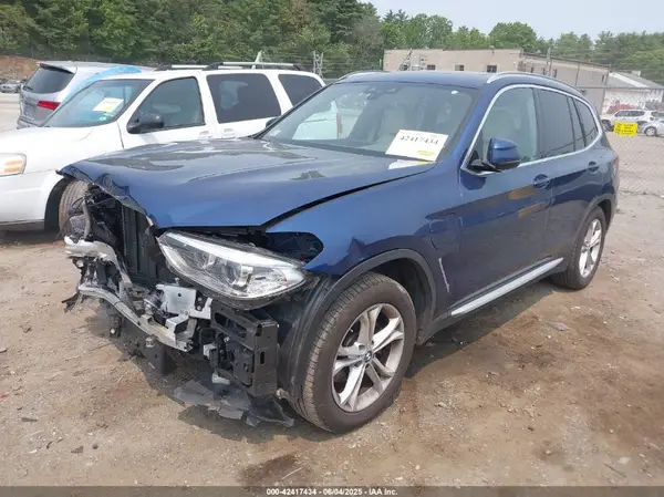 5UXTS1C04M9E30643 2021 BMW X3 - Image 2