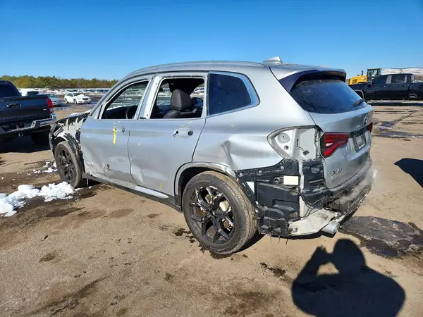 5UXTS1C04M9F33805 2021 BMW X3 - Image 2