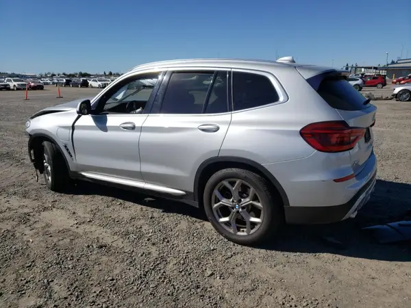 5UXTS1C05M9E03788 2021 BMW X3 - Image 2