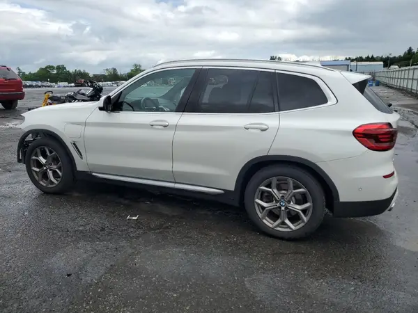 5UXTS1C05M9G40538 2021 BMW X3 - Image 2
