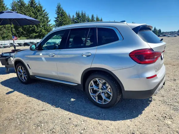5UXTS1C08M9F53930 2021 BMW X3 - Image 2