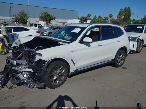 5UXTS1C08M9H70605 2021 BMW X3 - Image 2