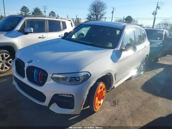 5UXTS3C50J0Y98146 2018 BMW X3 - Image 2