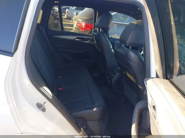 5UXTS3C50J0Y98146 2018 BMW X3 - Image 8