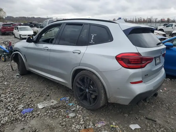 5UXTS3C50J0Z01448 2018 BMW X3 - Image 2