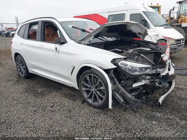 5UXTS3C51J0Y99743 2018 BMW X3 - Image 1