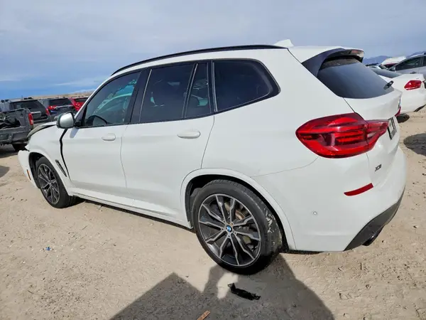 5UXTS3C51J0Z00079 2018 BMW X3 - Image 2