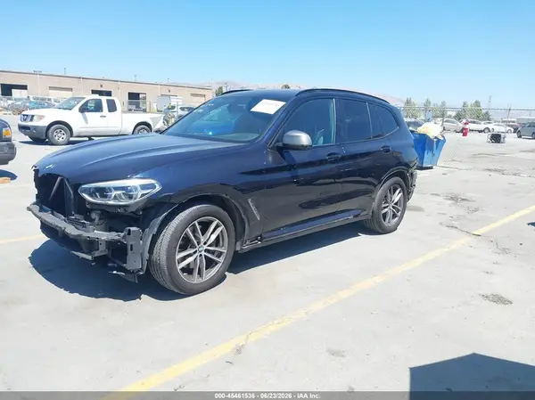 5UXTS3C52J0Y97726 2018 BMW X3 - Image 2