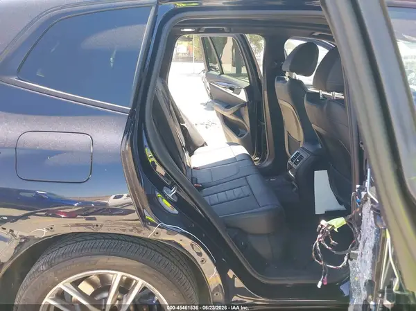 5UXTS3C52J0Y97726 2018 BMW X3 - Image 8
