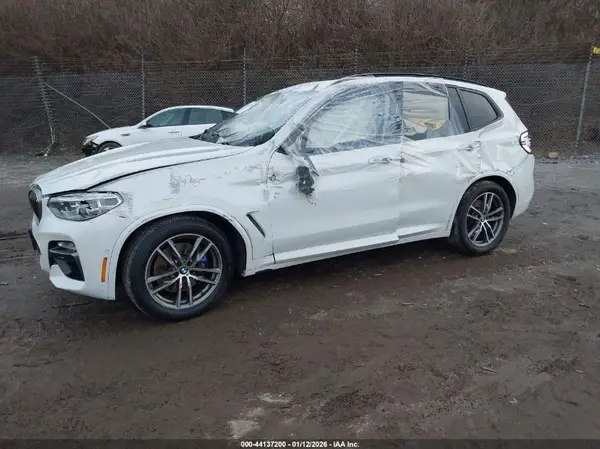 5UXTS3C52J0Y99122 2018 BMW X3 - Image 2