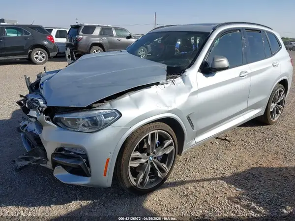 5UXTS3C52J0Z02391 2018 BMW X3 - Image 2