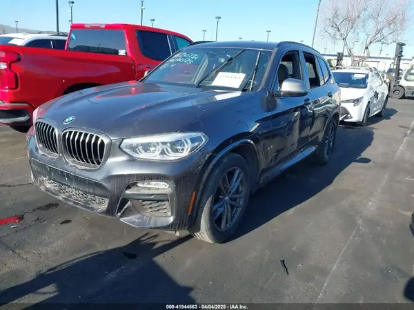 5UXTS3C52K0Z04806 2019 BMW X3 - Image 2