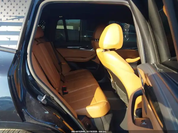 5UXTS3C53JLA46035 2018 BMW X3 - Image 8