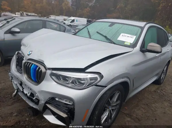 5UXTS3C54J0Z02473 2018 BMW X3 - Image 2