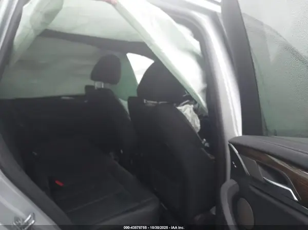 5UXTS3C54J0Z02473 2018 BMW X3 - Image 8